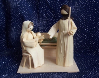 Svätá rodina v .14 cm, Mária sedí